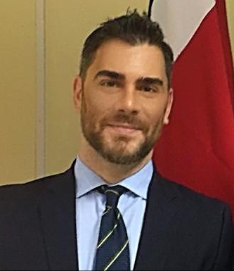 Dr. Ignacio Mayoral Narros