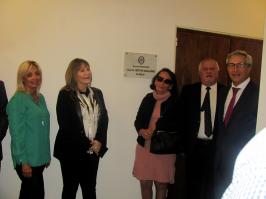 Una sala de la Escuela lleva el nombre del Dr. Alavila