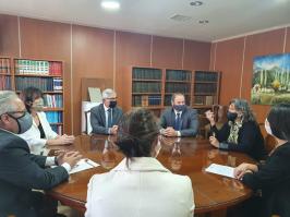 El ministerio de Gobierno reconoce la actividad académica de la Escuela de la Magistratura