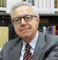 Rodolfo Vigo disertó para la Escuela de la Magistratura