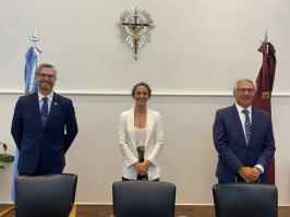 El juez Vittar participó de la entrega de certificados a auxiliares del notariado