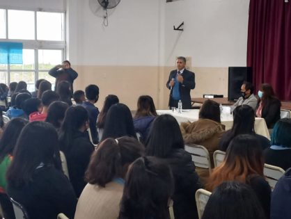 Charla a alumnos sobre la Constitución Nacional