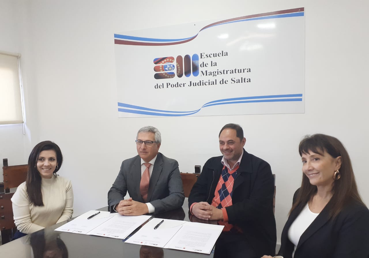 El juez Vittar rubricó convenio con UCASAL para la tecnicatura en administración judicial