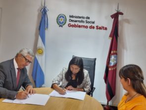 El juez Vittar suscribió convenio con la cartera de desarrollo social