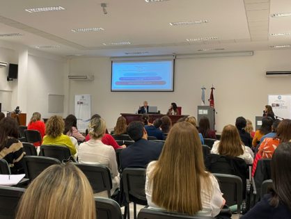 Se lanzó la especialización sobre derechos de la niñez