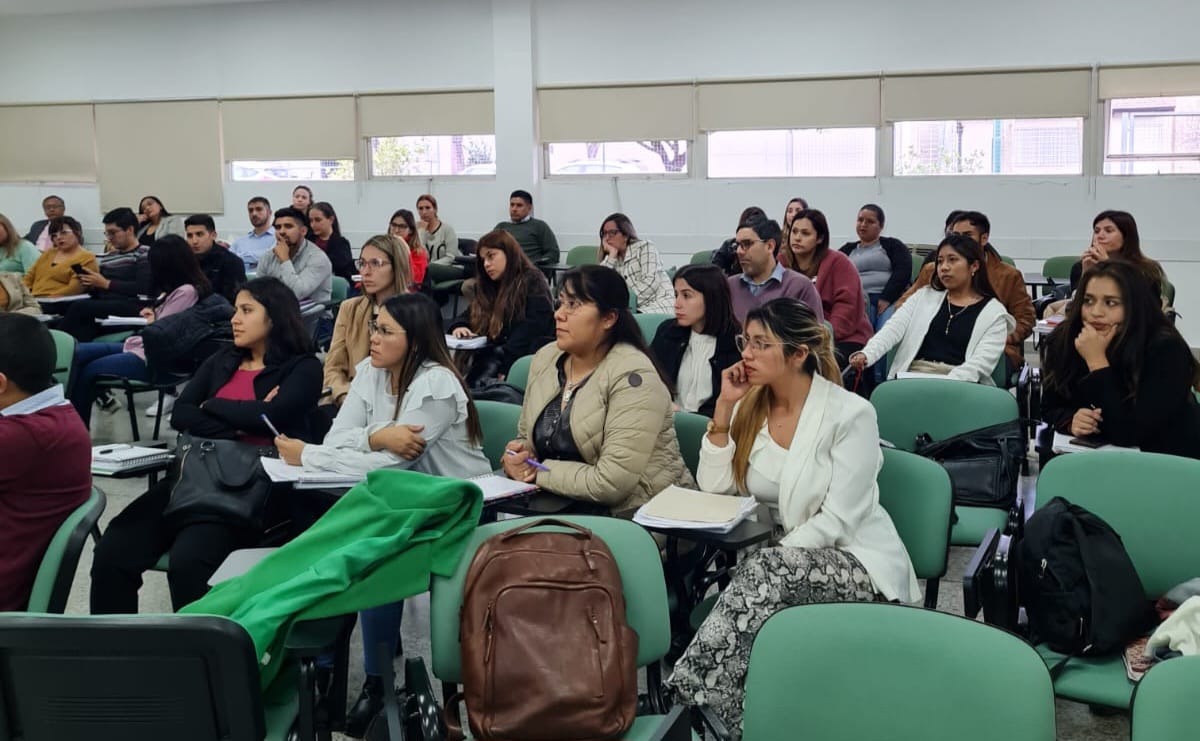 Alumnos se capacitan como mediadores