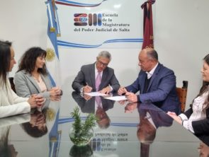 El juez Vittar firmó acuerdo de cooperación con el ministro Dib Ashur