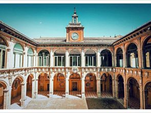 Especialización con certificación de la Universidad de Bolonia
