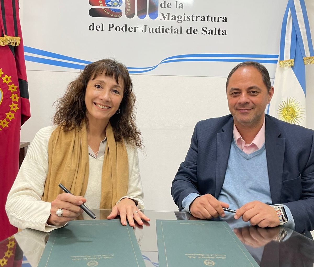 La jueza Gauffin firmó un protocolo con UCASAL para incentivar la investigación