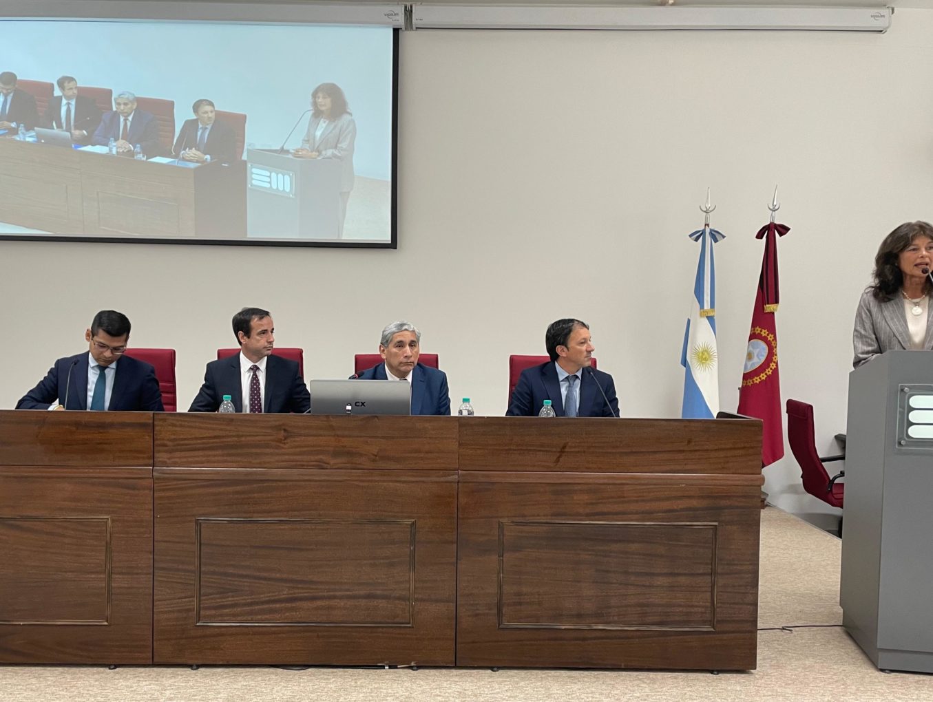 Salta debate los desafíos del Estado en la gestión de sus recursos