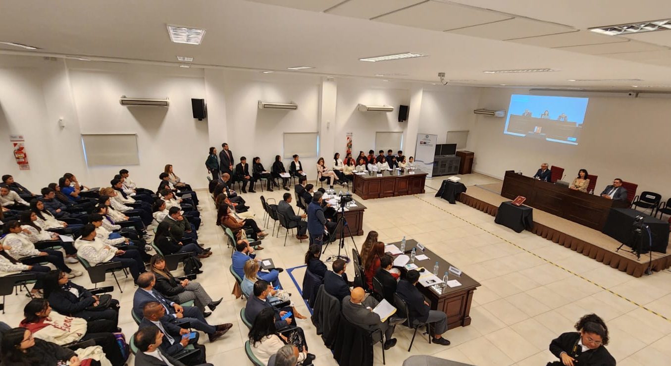 La Escuela de la Magistratura pone en práctica el juicio por jurado con alumnos del secundario