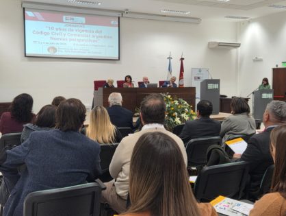 Lorenzetti en las jornadas sobre Código Civil y Comercial de la Escuela de la Magistratura
