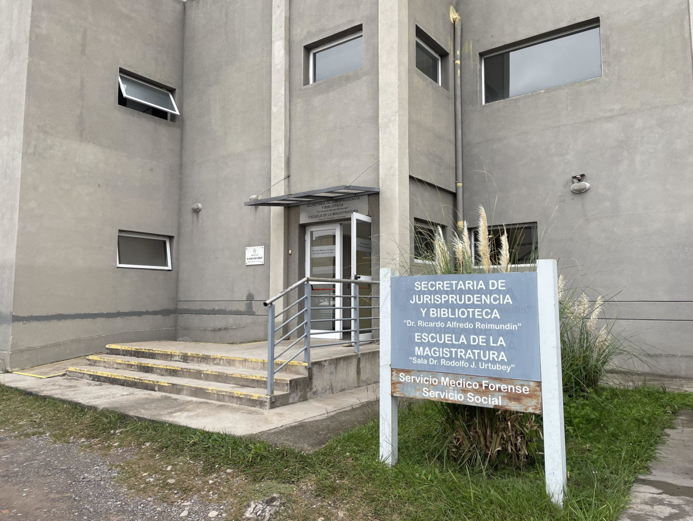 Bibliografía sobre juicio por jurados en la biblioteca del Poder Judicial